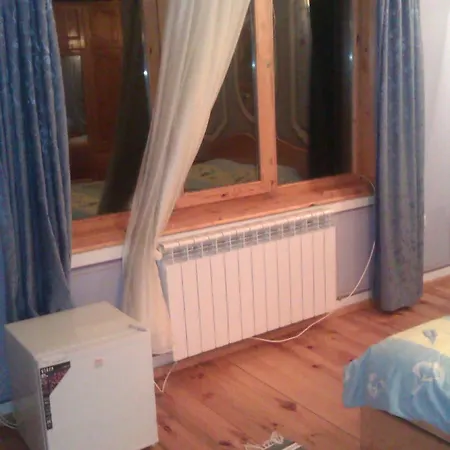 Guest house Edelweiss 2*